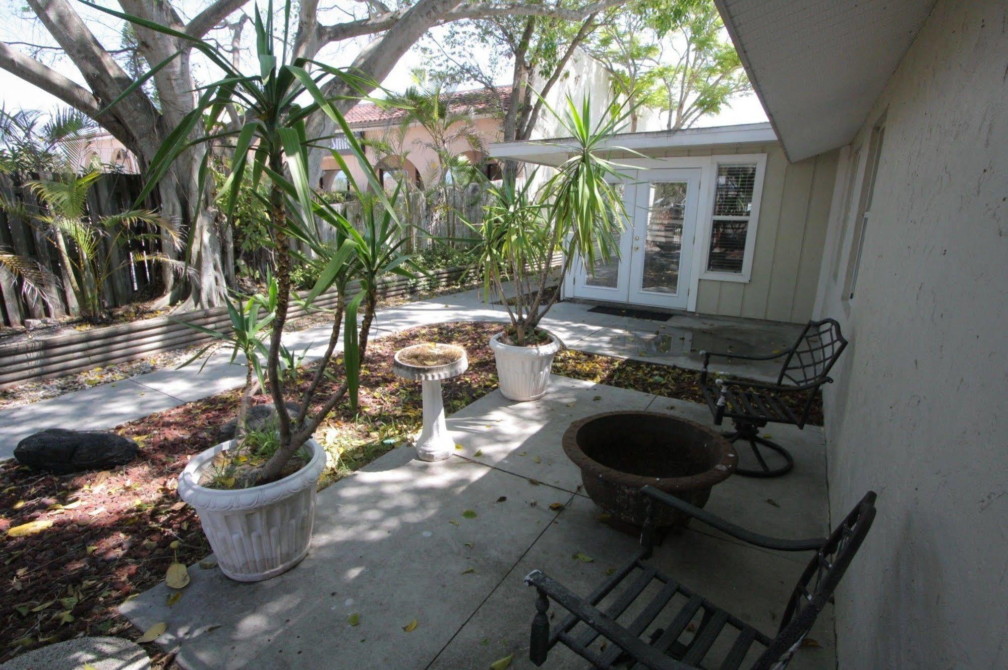 Siesta Gardens By Rva Hotell Siesta Key Exteriör bild